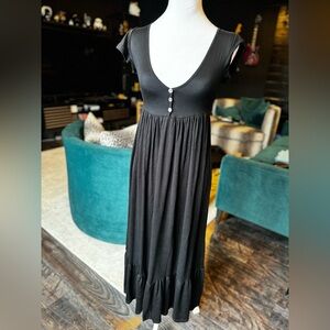 Black short sleeve maxi dress